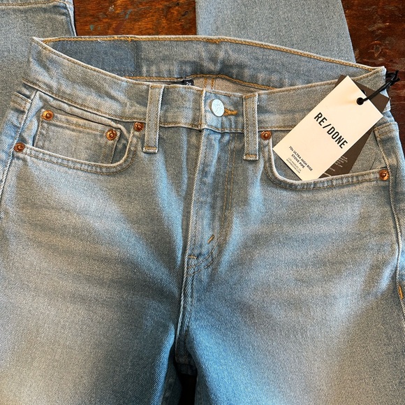 RE/DONE Women’s 70’s Ultra High rise Stove Pipe Jeans Sz 26 NWT - Picture 1 of 10